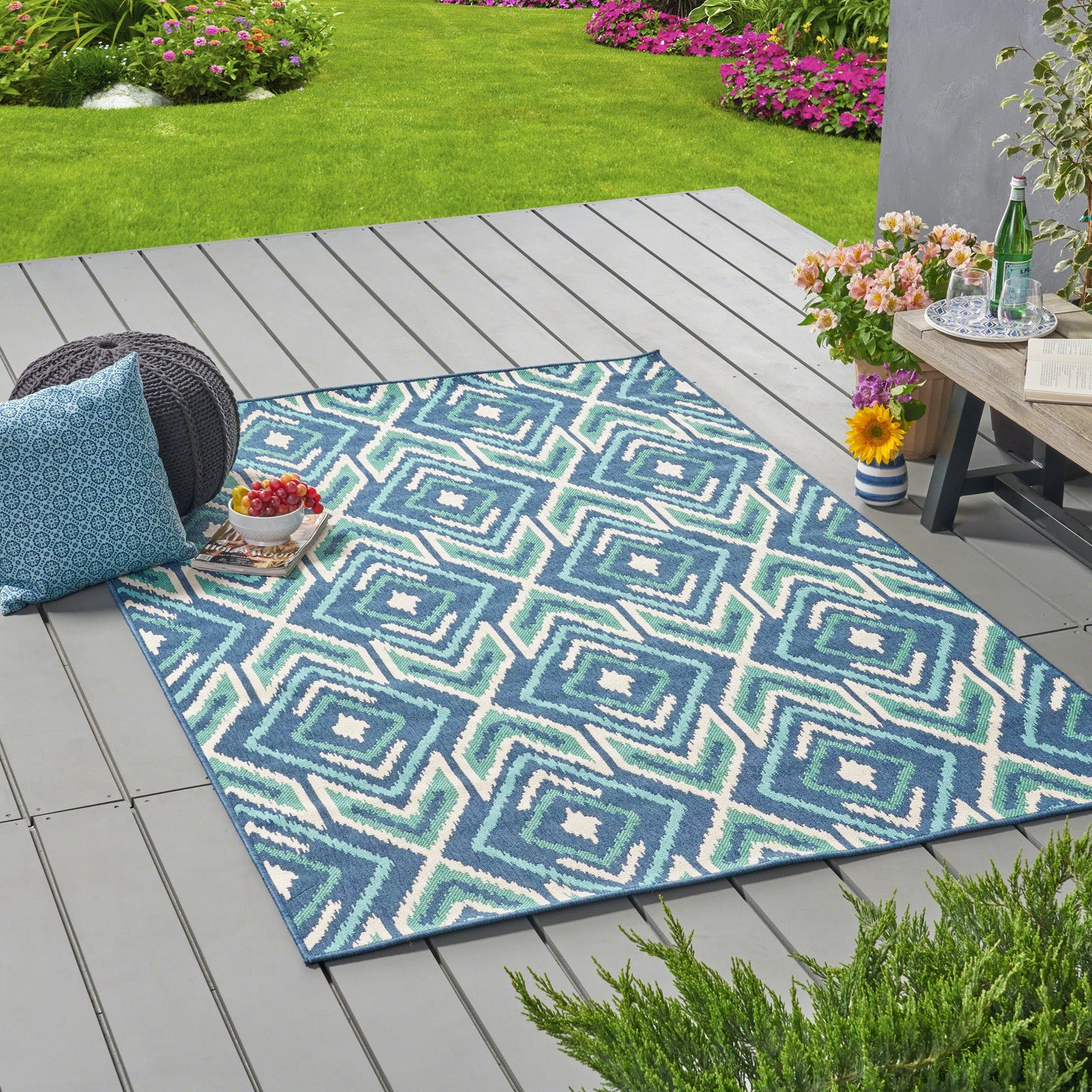 Oamwrae Diamond Grid Area Rug 5'3" X 7'6"