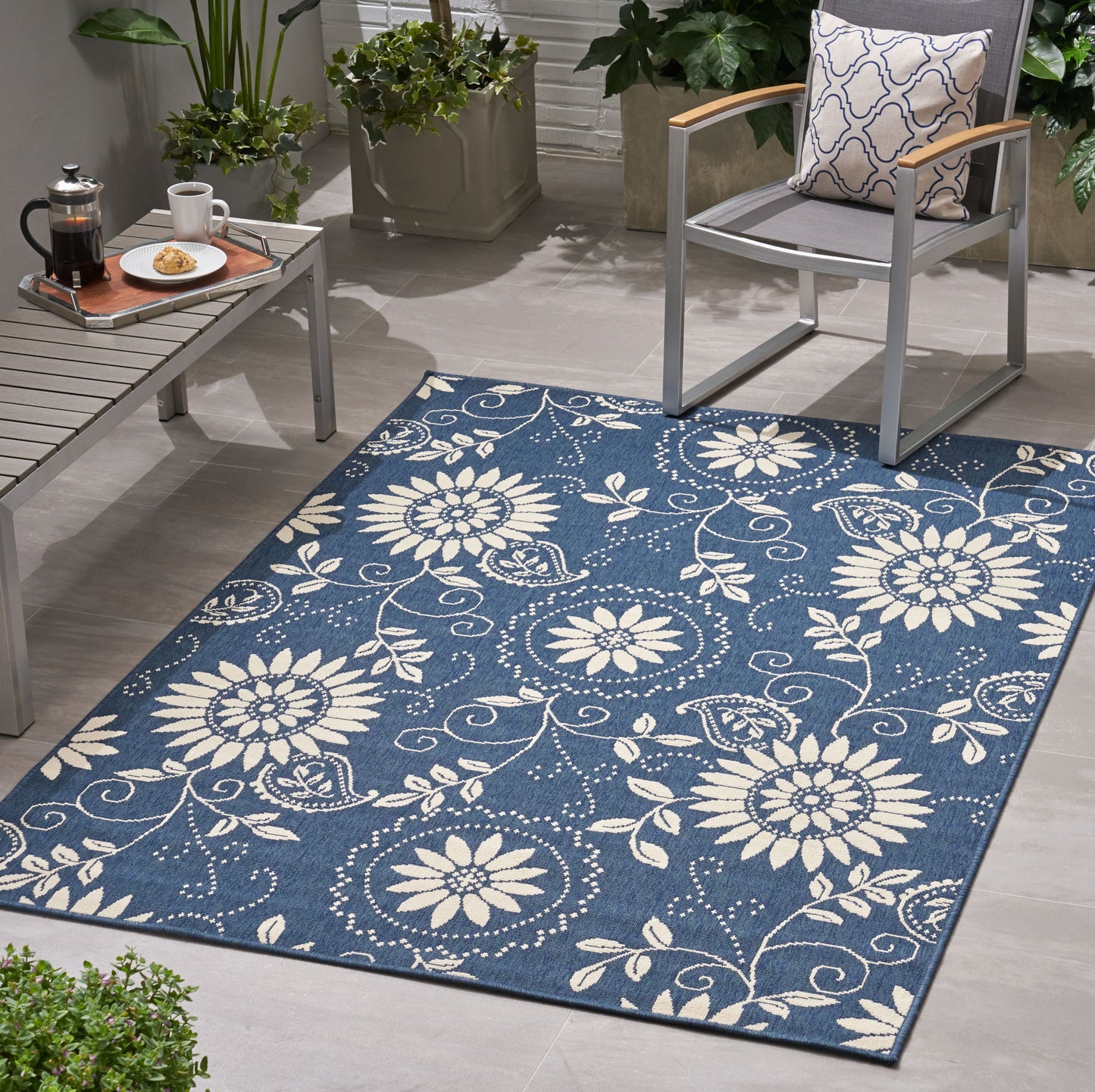 Oamwrae Blue Patterned Area Rug 5'3" X 7'