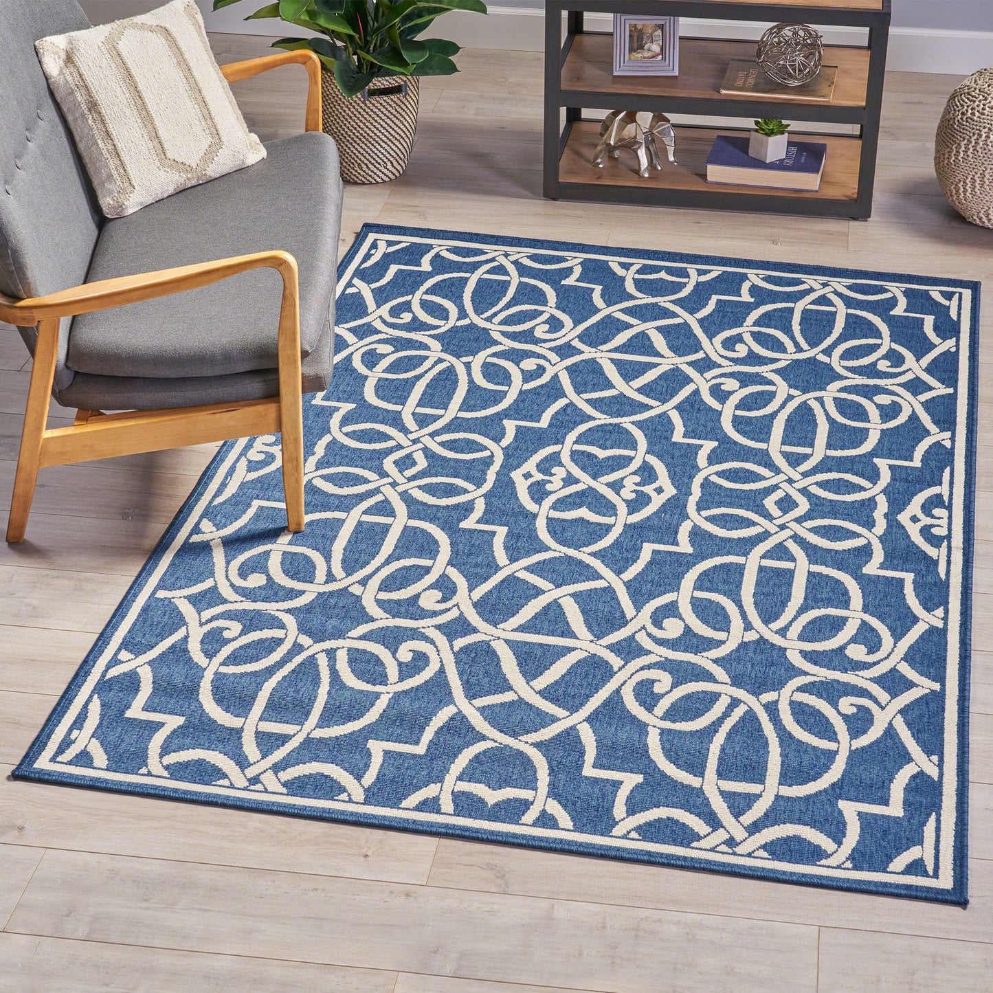 Oamwrae Blue Vintage Area Rug 5'3" X 7'6"