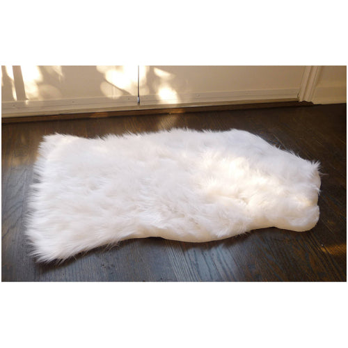 Oamwrae Hand-Tufted Faux Fur Sheepskin Area Rug