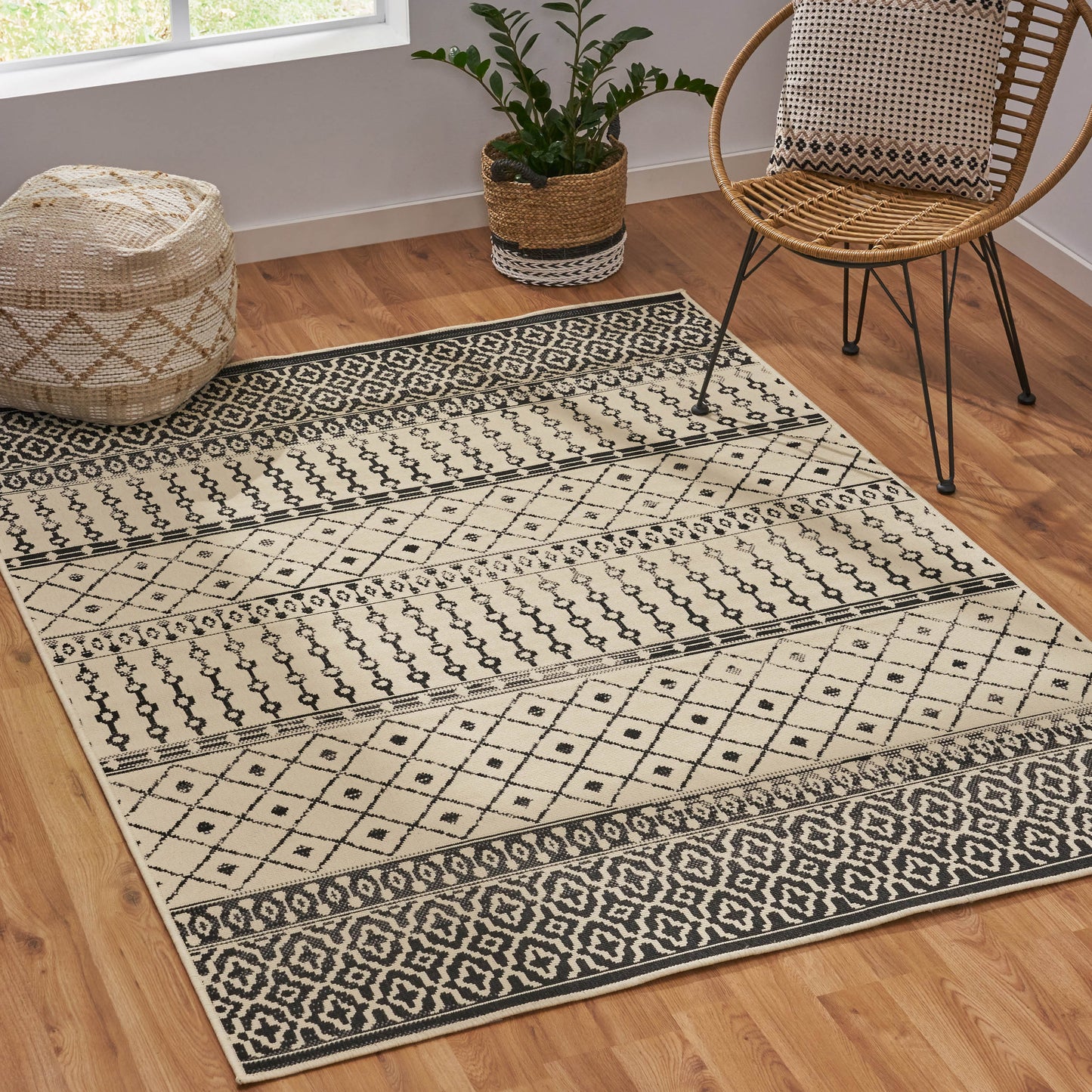 Oamwrae Beige Patterned Area Rug 5'3"x7'