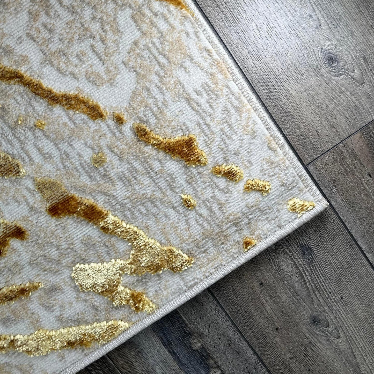 Oamwrae Abstract Design Area Rug 4' x 5'9"