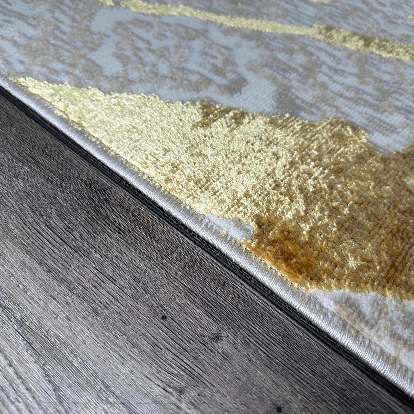 Oamwrae Abstract Design Area Rug 4' x 5'9"